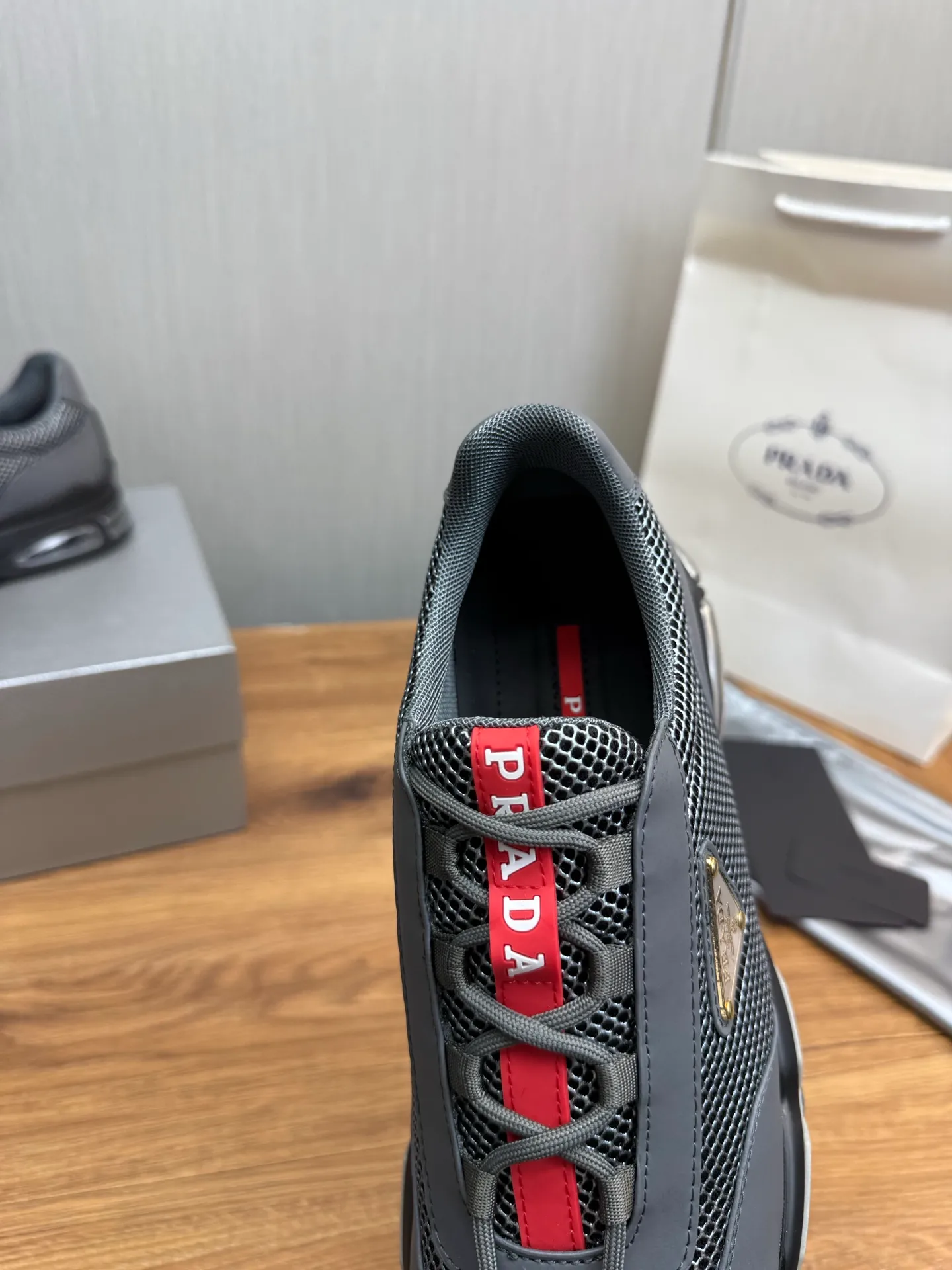 Men's shoes 💰660💰 [PRADA] Men's shoes are popular in the counter, high-quality shipments ✔️Official website synchronization, original imported cowhide with comfortable mesh + cowhide lining, 1⃣️:1⃣️reproduction, original factory air-cushioned original sole, 38-45